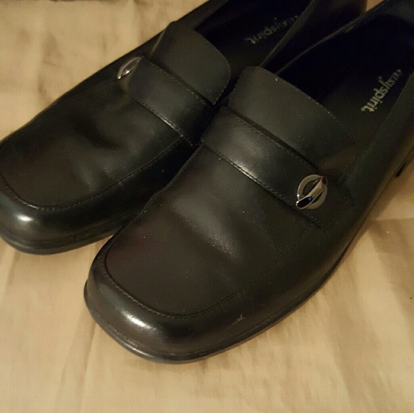 Easy Spirit Black Leather Loafer size 8 W - Picture 7 of 7